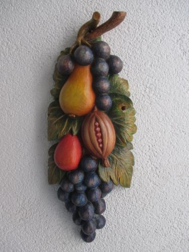 fruit wreath by Milišić Milan