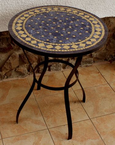 Mosaic Table 009