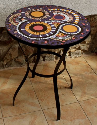 Mosaic Table 010