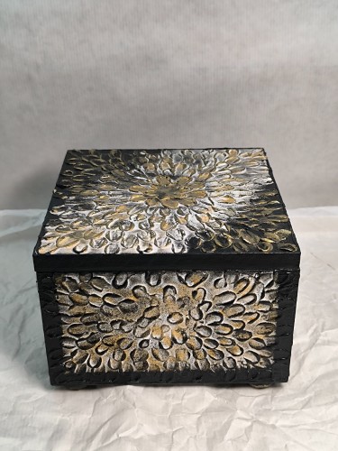 DECORATIVE BOX-GOLDEN BLACK 3-UNIQUE by Jelić Maja