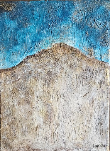 Mountain by Mazek design