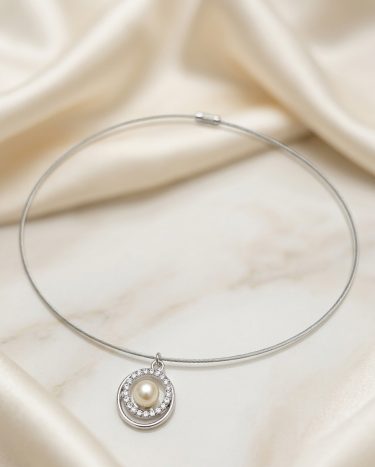 Unique necklace Moon Embrace – Pearl and zircon on a silver cable by Maja D