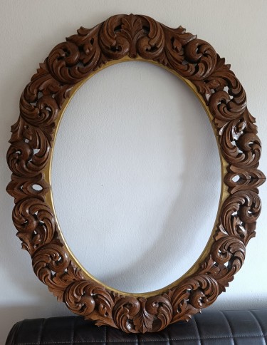 Frame in deep relief carving by sasa kolbas